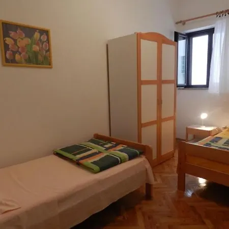 With A Parking Space - 16246 Apartmán *